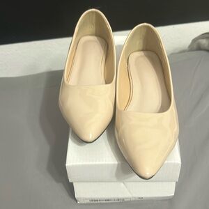 Nude flats size 38